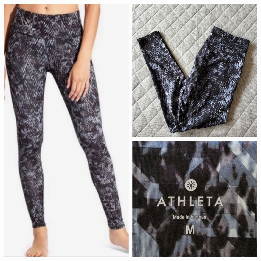 Athleta Chaturanga Black Cobra Leggings Medium‎